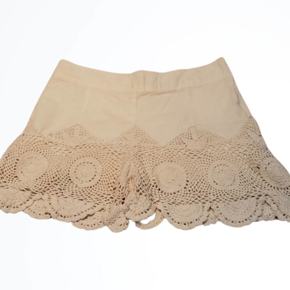 Free People Cream Beige High Waisted Crochet Lined Shorts Size 0 Waist 28 Inches